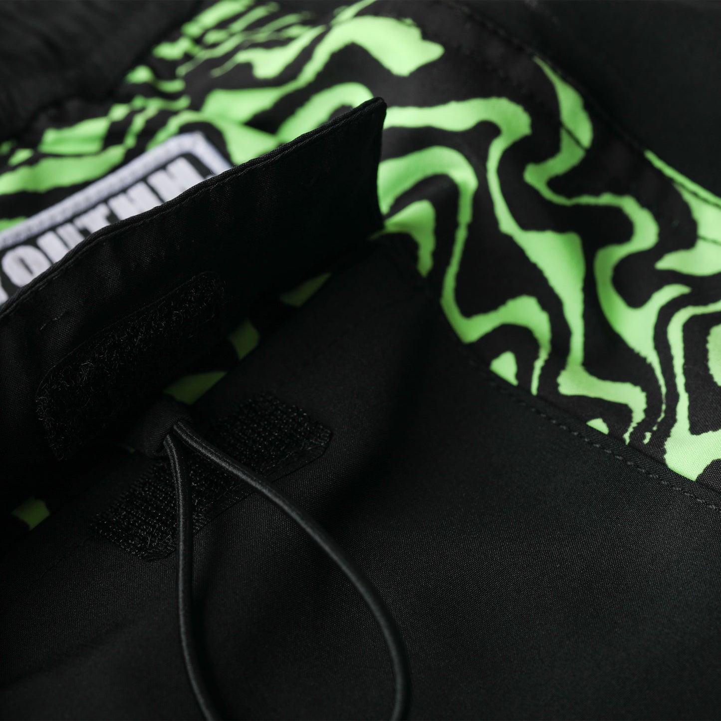 Sideshow Boardie - Black Lime